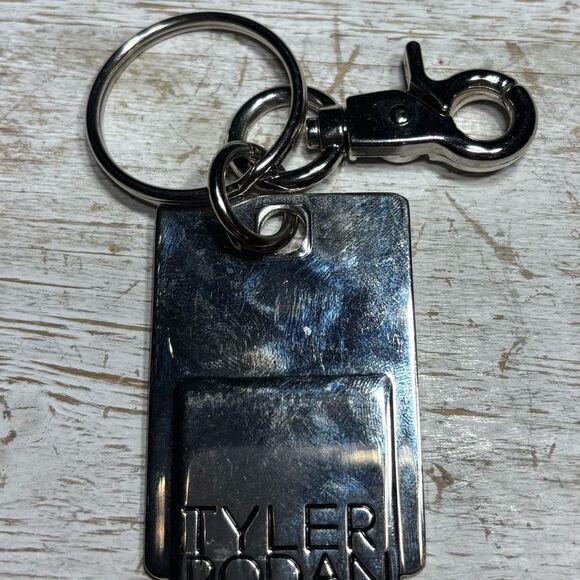 Tyler Rodan Designer Silver Tone Hanging Logo Purse Charm Hook Key Chain Ring EP - Picture 2 of 4